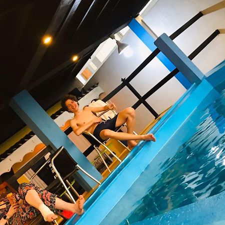 Le Petit Hotel & Restaurant نيجومبو المظهر الخارجي الصورة