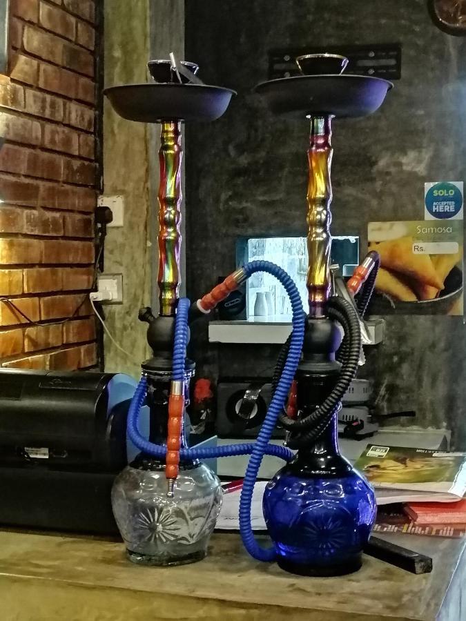 Le Petit Hotel & Restaurant نيجومبو المظهر الخارجي الصورة
